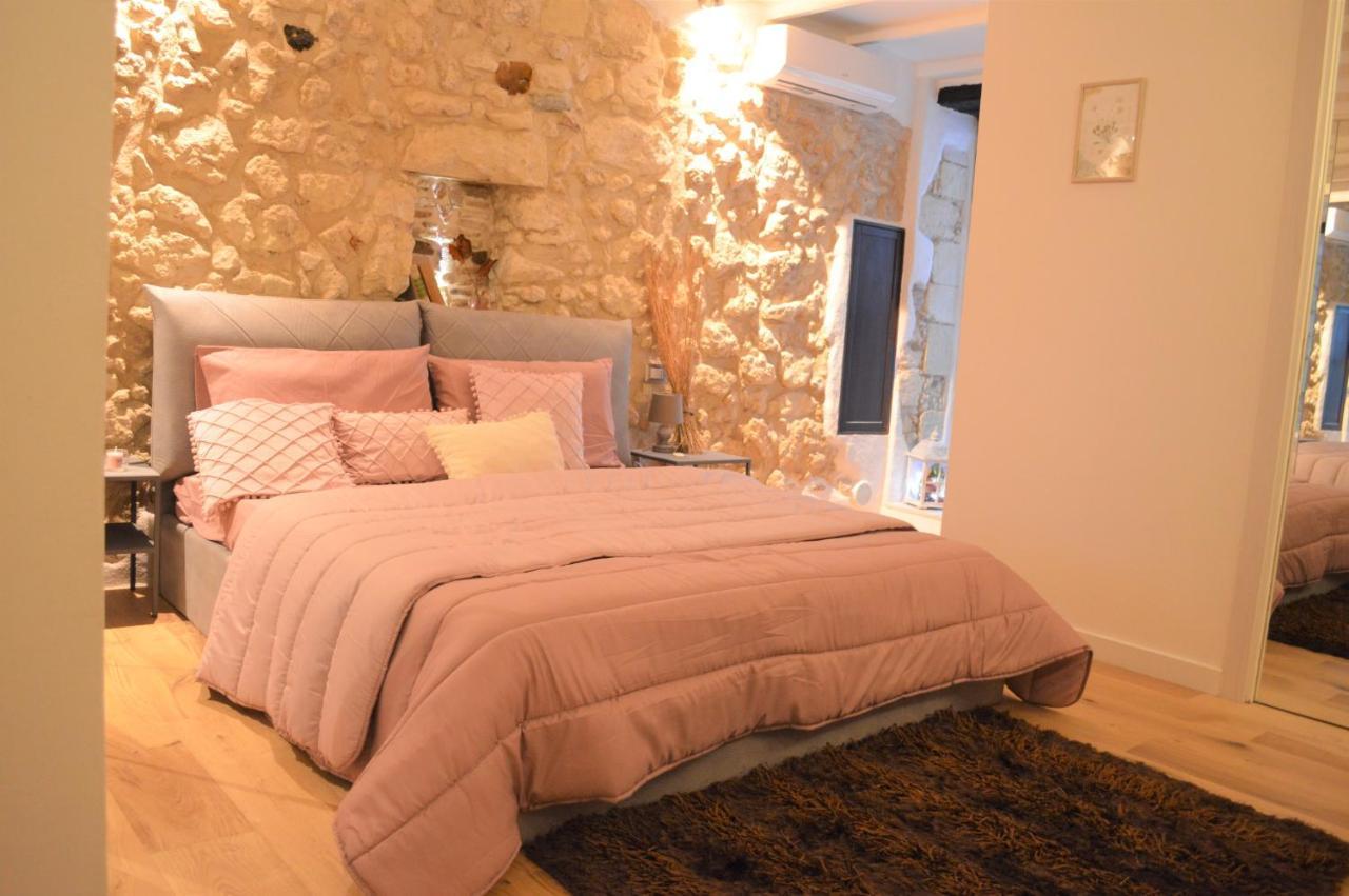 Domu 600 - Suite Mini Appartamento Cagliari Centro Storico エクステリア 写真